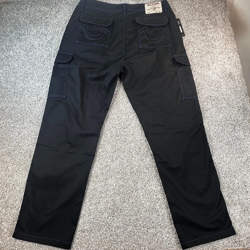 True Religion Cargo Pants Men 36 Jet Black Pacific Blue Contrast Stitch NEW $164